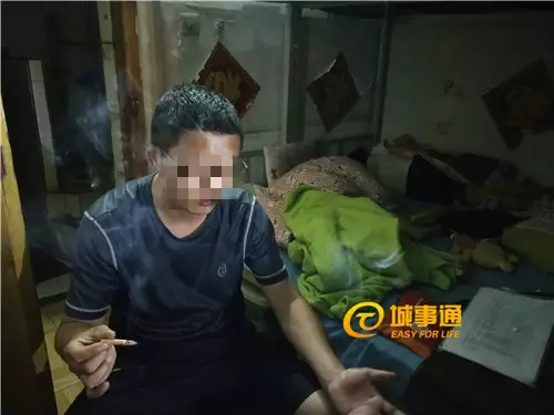 △阿宇酒后灯揭捉?,逝世后的床上睡着他的两个孩子