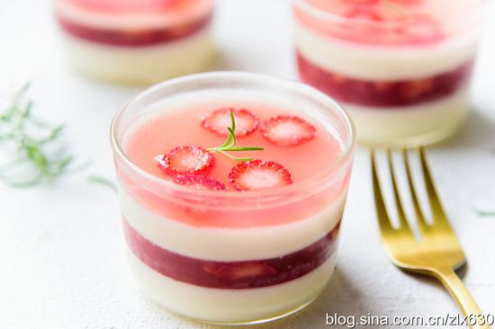 夏季小清新甜品--草莓双色布丁(图)|小清新|草莓