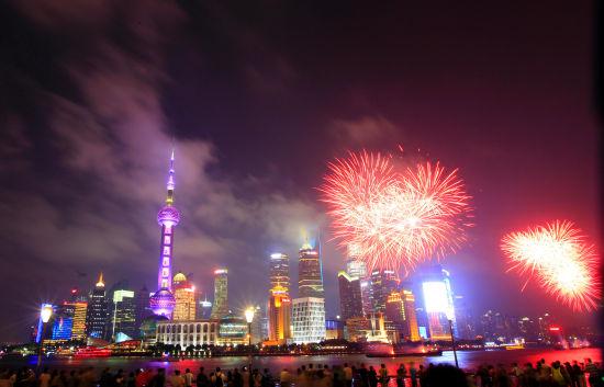 网售迪士尼尊享服务破千元 实为代领快速通行