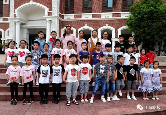 һ꼶13˫̥ͳһ4˫̥һ·Ӱ