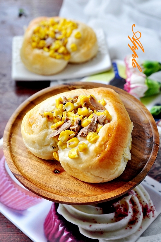咸鲜甜并存的玉米沙拉面包(图)