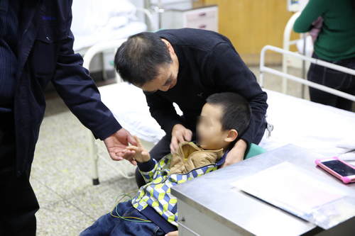 5岁男童突发晕厥