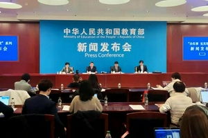 防止学生沉迷网络短视频 中小学普遍不用手机布置作业