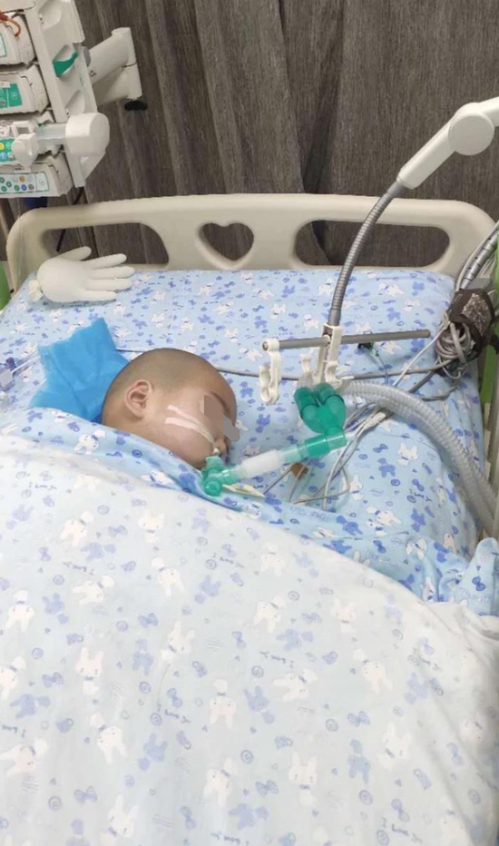 受害儿童王俊熙目前仍在昏迷。 受访者供图