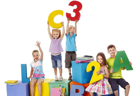 理性看待“早期教育” 莫在起航时“翻”了船