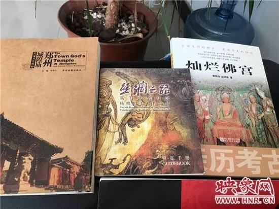 学生被逼买的部分器械。