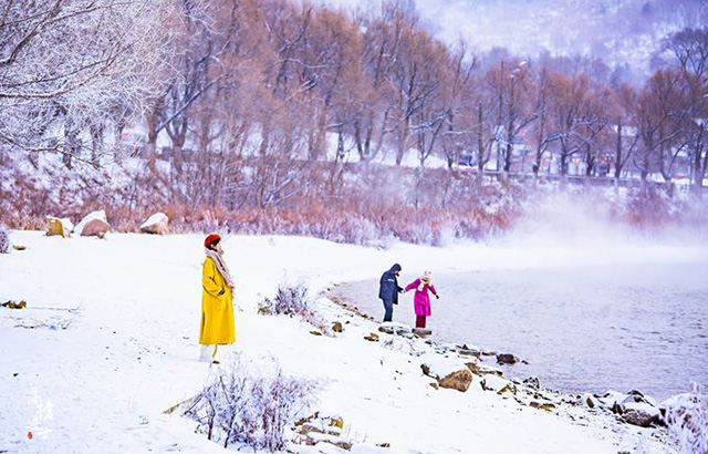 如梦如幻！吉林松花江畔的雾凇世界