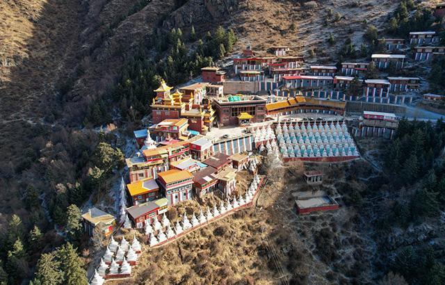 自驾江达，一座历史悠久的藏东小城