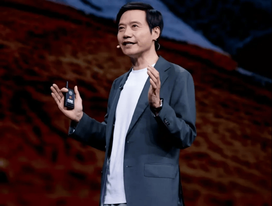 给经销商发1亿“红包”，雷军仍面临多重挑战