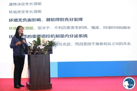 图为:首都儿科研究所生长发育研究室主任 李辉