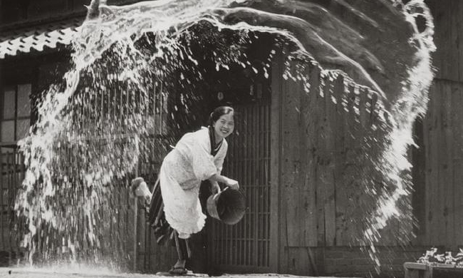 老照片：50年代的日本街拍