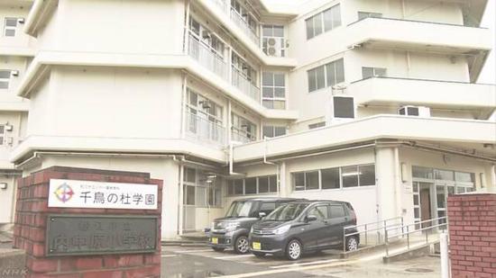 试行“无作业日”的内中原小学(NHK)