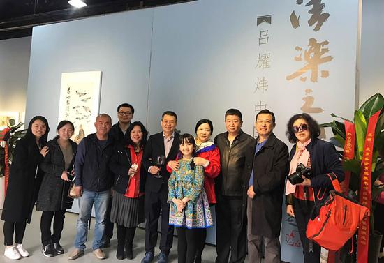 "法乐之乐——吕耀炜中国画展"在京亮相