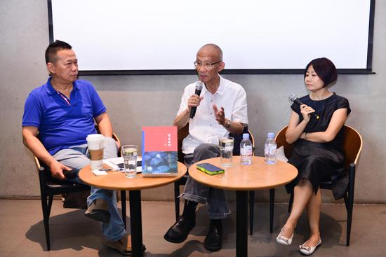 海派文学"坐标"吴正新书《情迷双城》发布