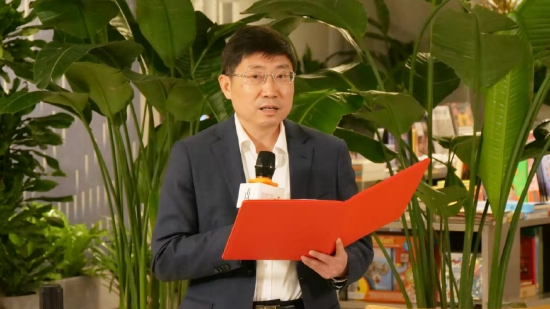 中国出版集团副总经理、党组成员陈永刚到场并致辞