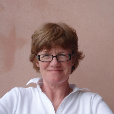 纽约时报十大好书《存在主义咖啡馆》生动探讨