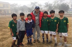 视频-捐第七座21足球场