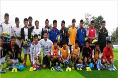 高清-为缅甸难民营伸援手