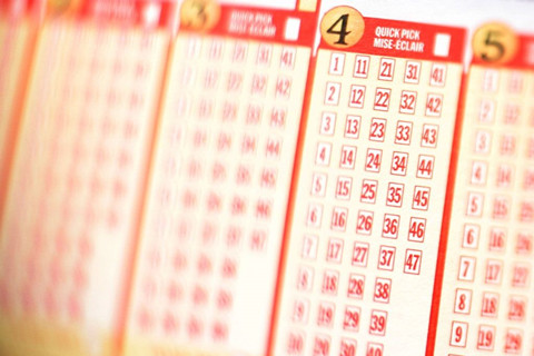 2015年中国彩票总销3679亿 四原因致同比下降3.8%