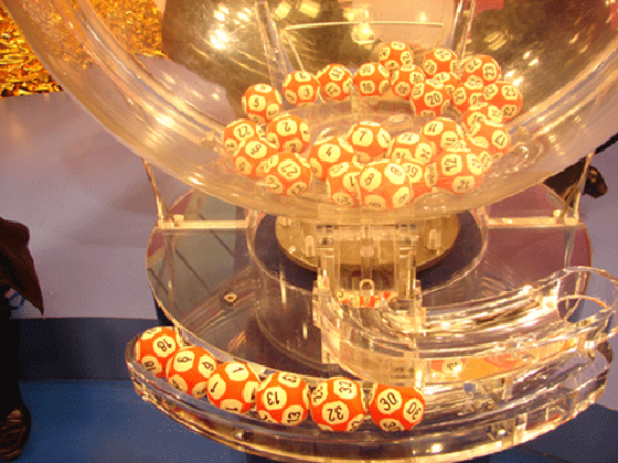 “双色球”摇奖机的设计者：摇奖机不可能人为控制