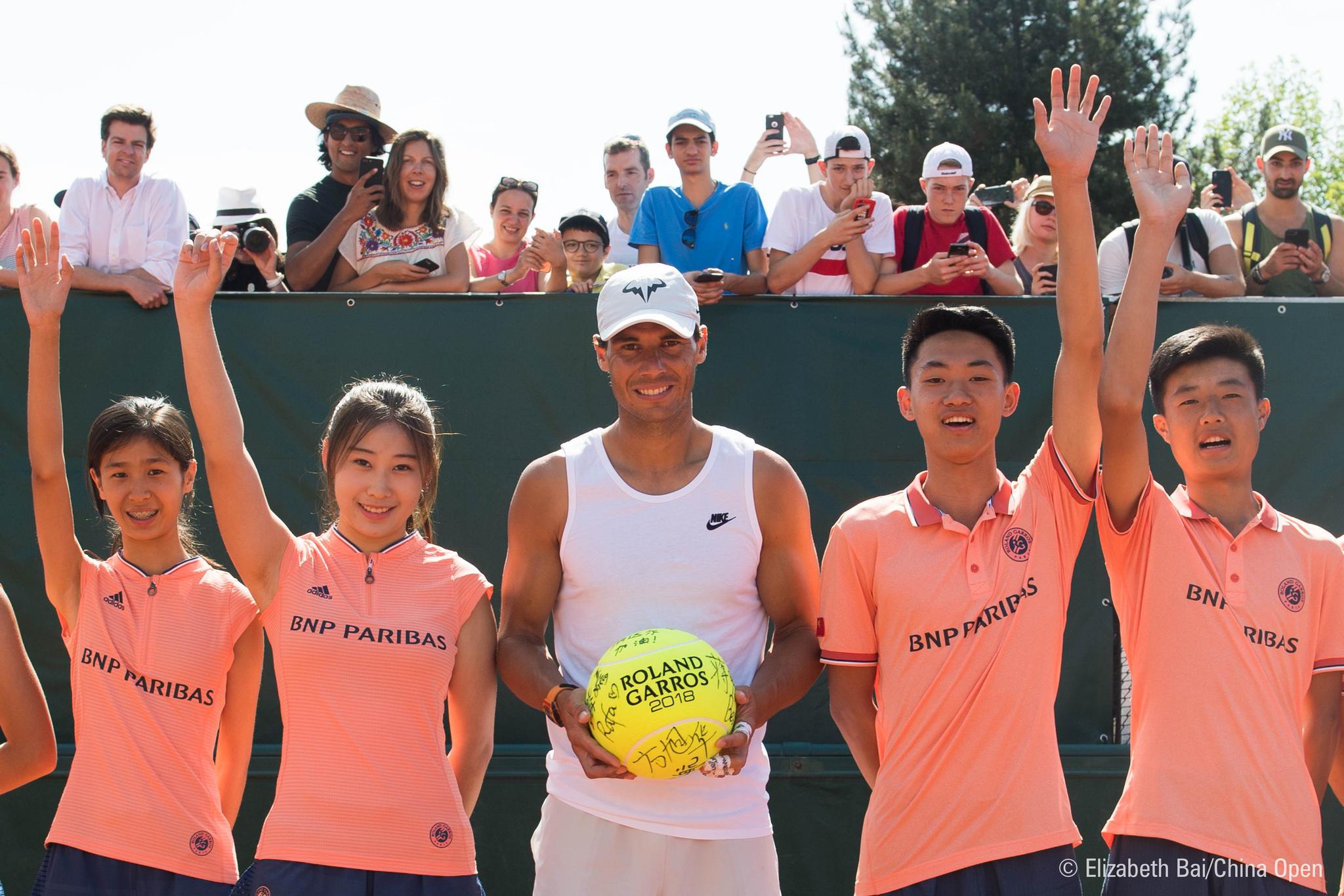 Nadal meets Chinese ball kids at Roland-Garros_Official Site of China Open
