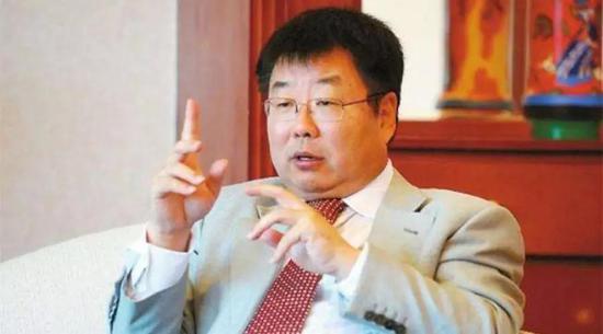 2019年8月经济学家_...2019世界新兴产业大会在河南省郑州市举行.图为著名国际经济学家...