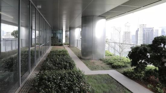 深圳南方博时基金大厦建成:42层200米 毗邻