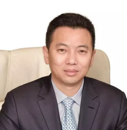 蓝鼎的老总_云南铭鼎集团老总儿子