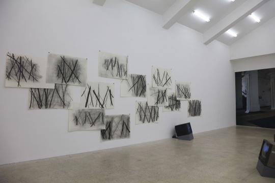 “谭平1993:两个模数的开始”展览现场
