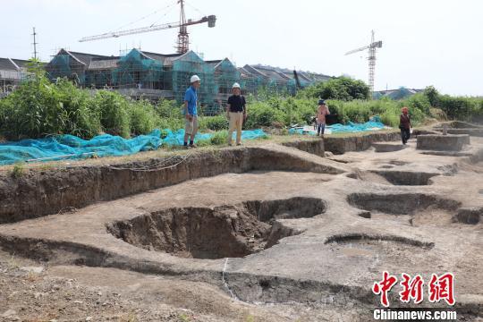 图为梅里遗址现场。　管亦鸣 摄