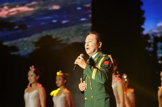 (著名男高音歌唱家聂建华演唱《我们的忠诚》)