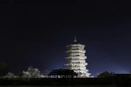 《星夜佛宫塔》王非(朔州市应县佛宫寺释迦塔)