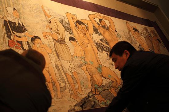 ▲2014年,北京中华世纪坛,徐悲鸿《愚公移山》开箱点交