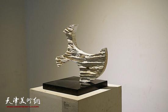 未央,秦超伦,木,35cm*6cm*28cm