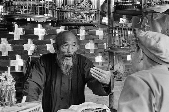 北京的花鸟市场，1985年 ©Christine de Grancy