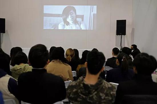 纪录片导演 徐帅 与两位特邀 业内大咖 在观影后齐齐亮相——