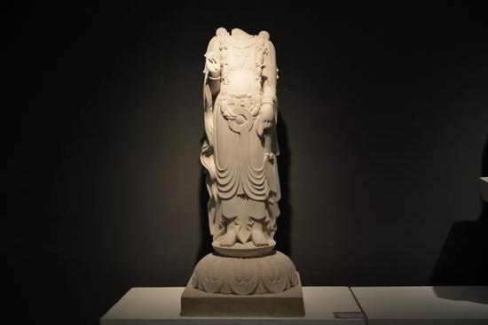 任涛 135窟菩萨