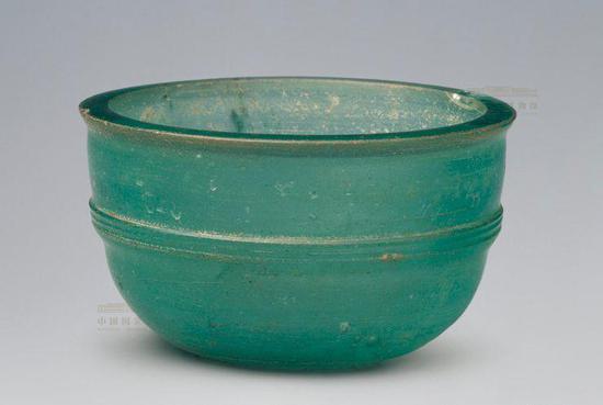 传入中国的罗马玻璃杯 东汉 中国国家博物馆藏