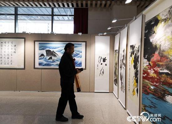 嘉賓參觀展覽