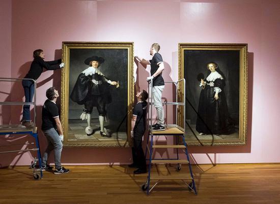 荷兰国立博物馆收藏的伦勃朗油画《马尔丹和奥普金肖像》