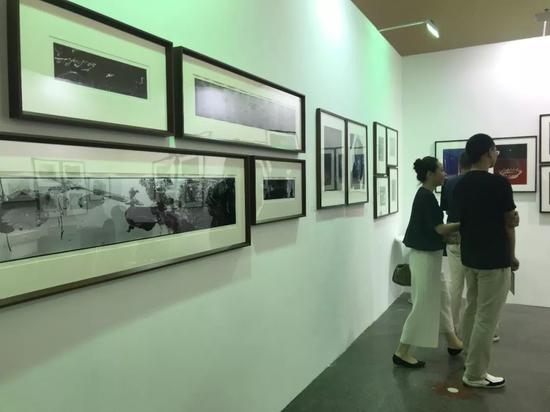 多图!2018年影像上海艺术博览会现场|影像上海