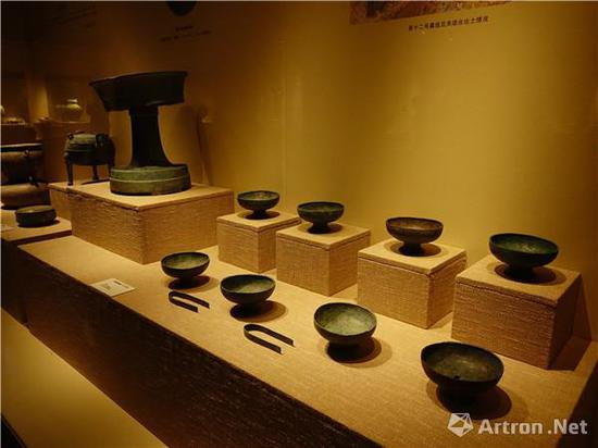 俎豆夹组合，战国，涪陵小田溪墓地出土，重庆中国三峡博物馆藏