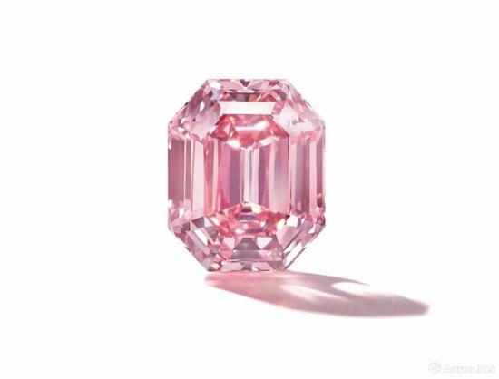 “THE PINK LEGACY”18.96克拉鲜彩粉红钻,