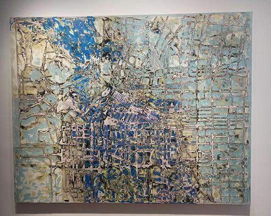 H Queen‘s大楼中,豪斯沃斯画廊在展的马克·布拉德福特抽象画《下一步,冲击城堡》(2018)混合媒材 画布