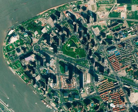 图2 上海陆家嘴金融中心卫星图