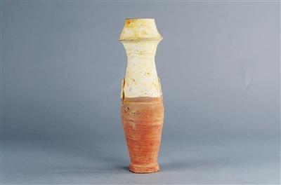 中国南宋越州窯影青貼塑人物紋魂瓶 域鉴古玩】宋代精美影青釉堆塑人物龙纹瓶拍卖价格/图片/值多少钱