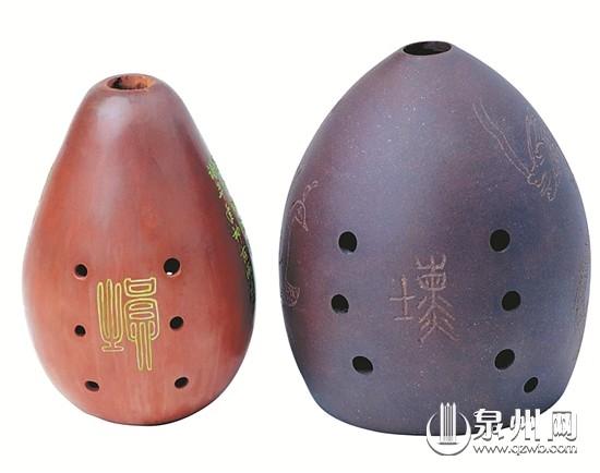 音色古朴优雅,并带有些哀怨色彩的陶埙。