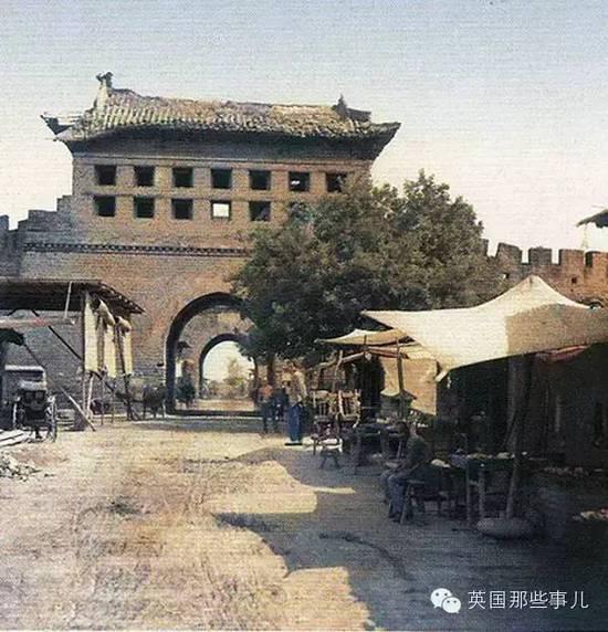 他的一个念头,记录下了100年前的全世界