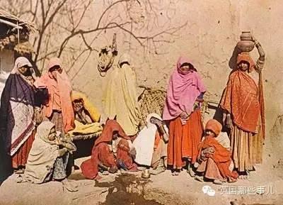 他的一个念头,记录下了100年前的全世界