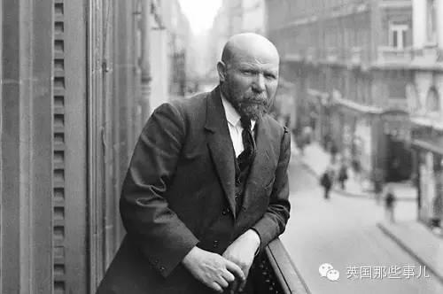 他的一个念头,记录下了100年前的全世界